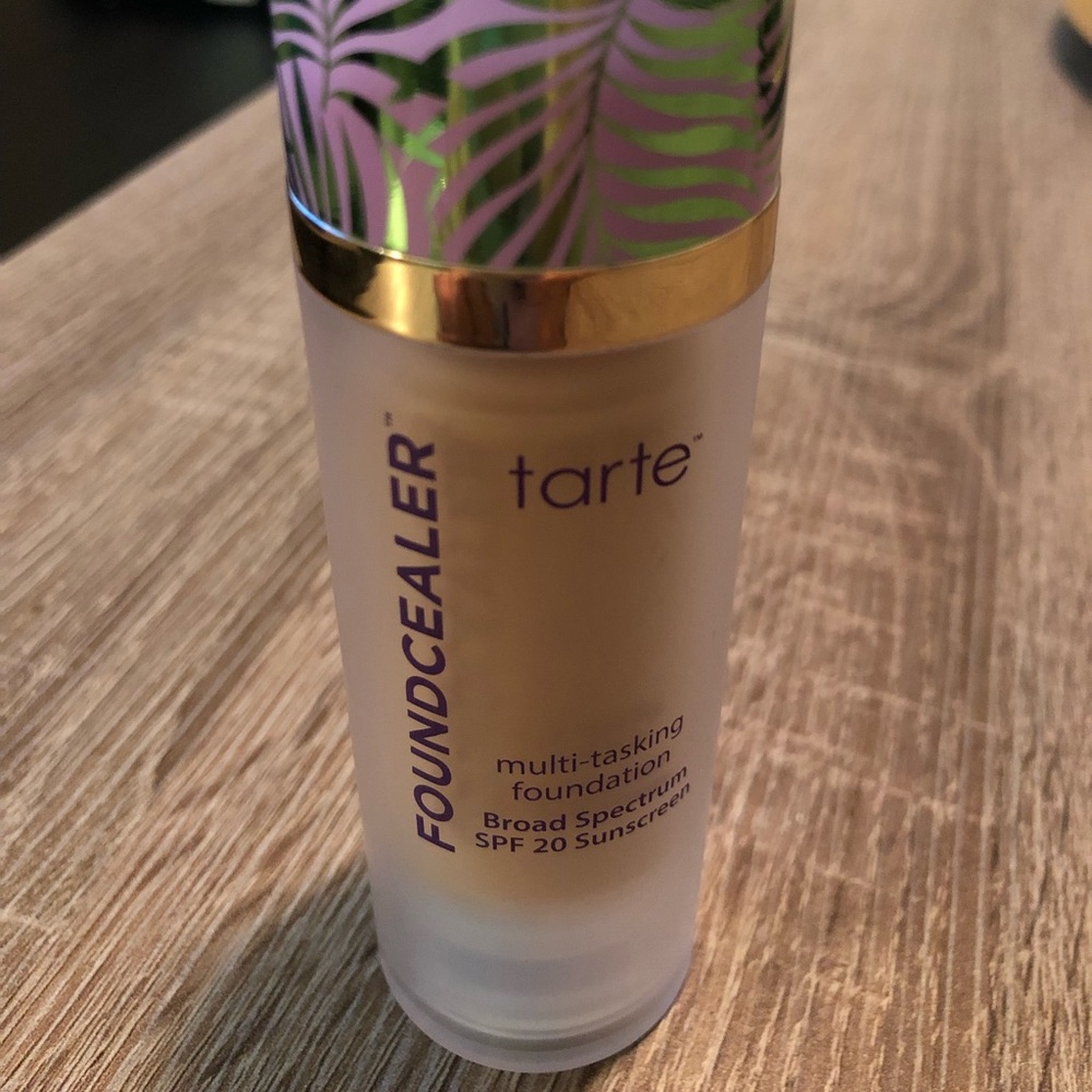 TARTE: Foundcealer